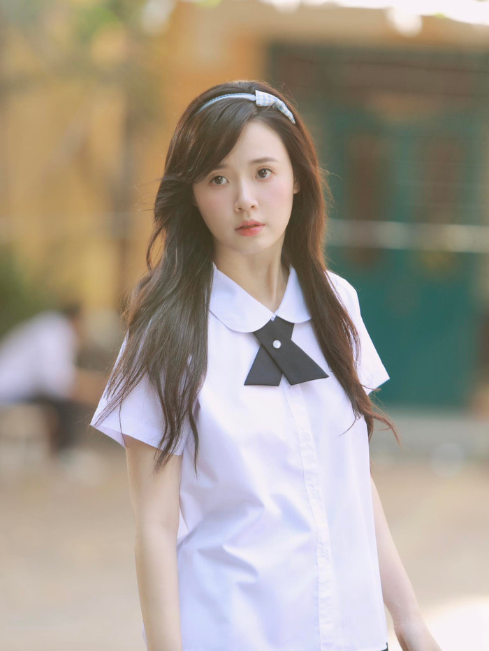 Midu xuất hiện với 'visual' thanh thuần gây sốt. Ảnh: FBNV