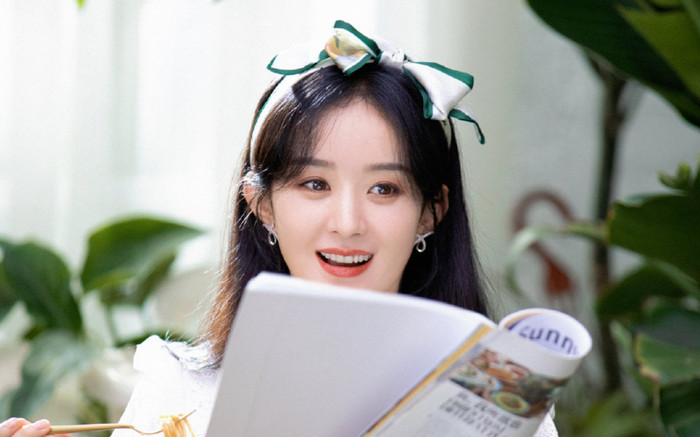 Con trai của Triệu Lệ Dĩnh: 6 tuổi đã là thiếu gia, vẻ ngoài giống hệt mẹ (Ảnh: Weibo). 
