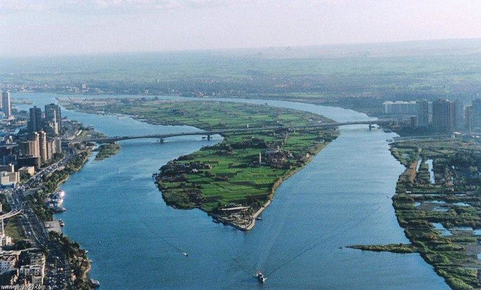 Con sông dài nhất thế giới không chỉ là nguồn sống của nền văn minh Ai Cập cổ, mà còn là trải nghiệm 'must-do'. (Ảnh: travelpulse)