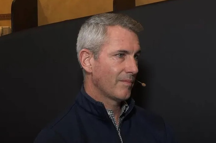 CEO tỷ đô chỉ trích Coldplay sau vụ bị phát hiện ngoại tình tại đêm nhạc Ảnh 4