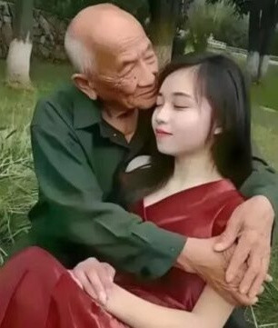 Cô gái 23 tuổi cưới ông cụ 80 tuổi trong viện dưỡng lão Ảnh 3