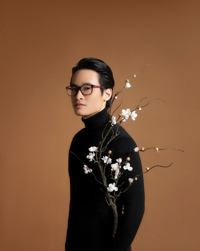 Hà Anh Tuấn gửi lời chia buồn đến các gia đình nạn nhân vụ lật tàu ở vịnh Hạ Long. (Ảnh FBNV)