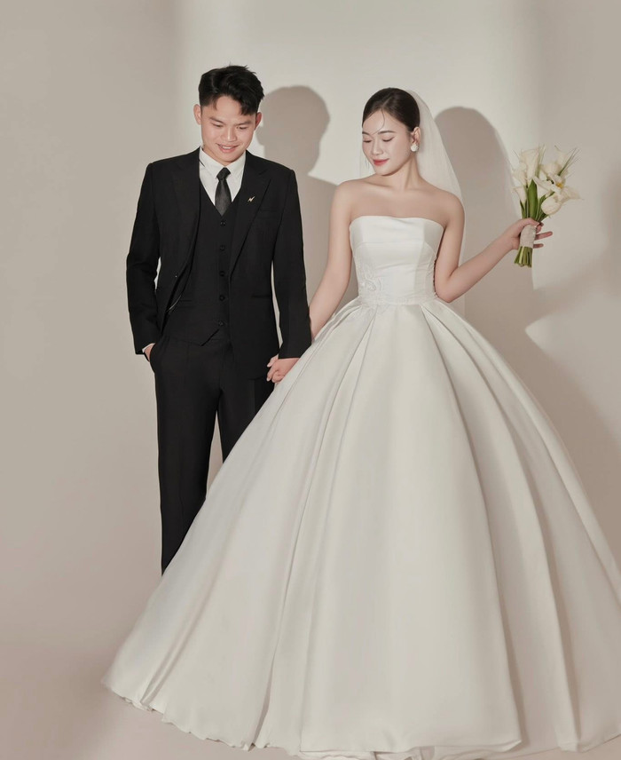 Những hình ảnh mới nhất cho thấy Hồ Văn Cường đã sẵn sàng bước vào hành trình làm bố trẻ. Ảnh: FBNV