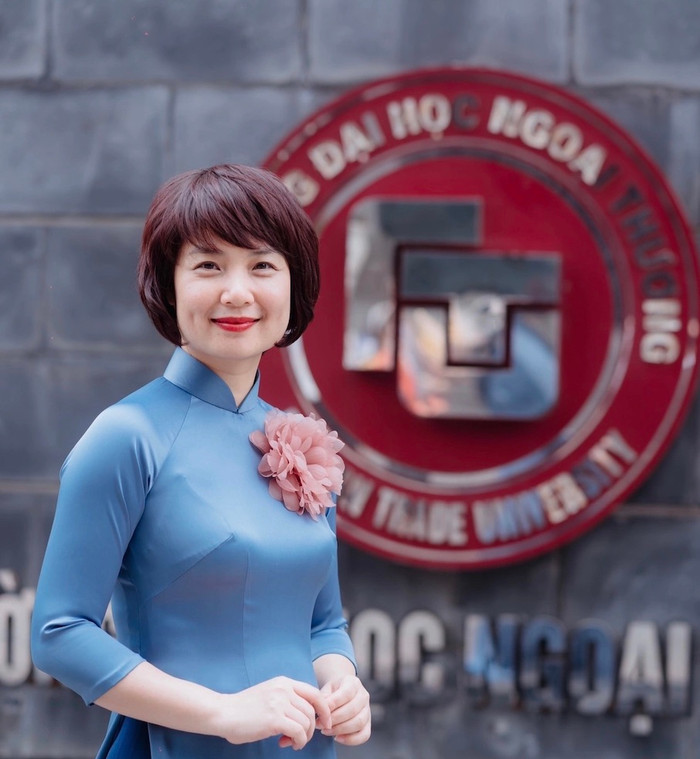 PGS.TS Phạm Thu Hương là cựu sinh viên của Trường đại học Ngoại thương.