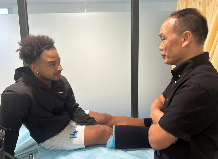  Nguyễn Xuân Son thành công không nhờ phép màu, mà vượt lên chính mình, kể cả những lần chấn thương. Ảnh: VFF