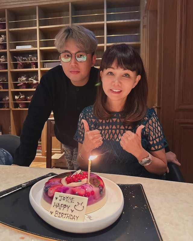 Bão Wipha đổ bộ, biệt thự của nam ca sĩ nổi tiếng bị vỡ tan tành Ảnh 6