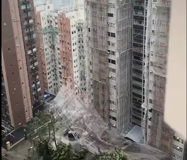 Bão Wipha càn quét một thành phố: 711 cây đổ, 5 giàn giáo sập và 7 điểm ngập lụt Ảnh 2