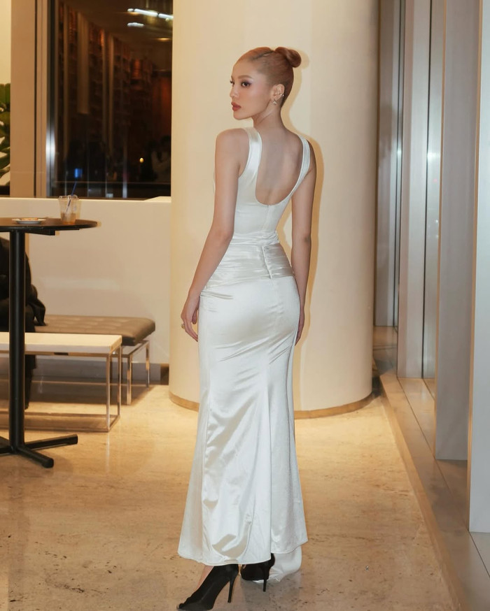 Hoa hậu Kỳ Duyên chăm diện những thiết kế khoe vùng lưng. Ảnh: IGNV