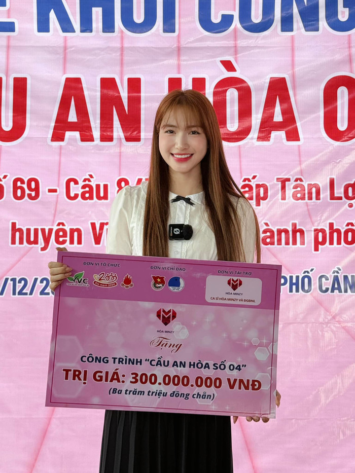 Hoà Minzy thực hiện dự án thiện nguyện cá nhân từ nhiều năm trước. Ảnh: FBNV