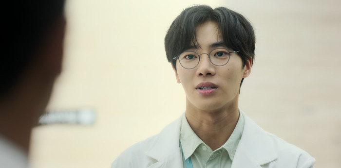 Tân binh 'hạng nặng' vượt mặt Park Bo Gum Ảnh 4