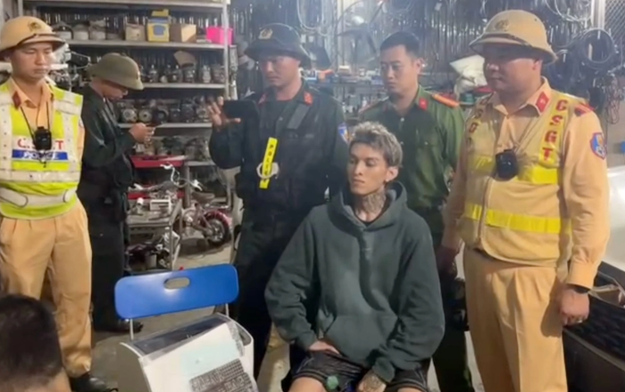 Bình Gold bị phát hiện dương tính với chất ma tuý. (Ảnh: VNExpress)