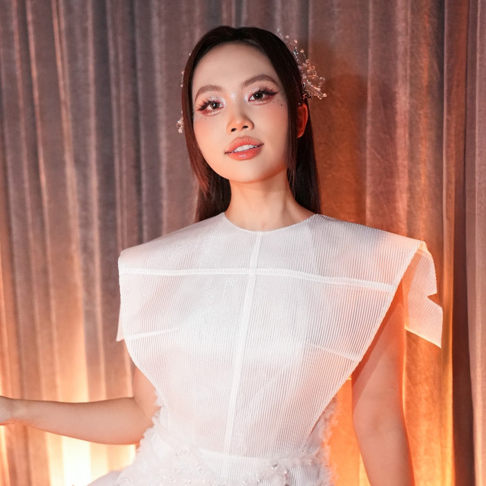 Phương Mỹ Chi thậm chí còn tập luyện thay trang phục để bước vào vòng đấu quyết định. (Ảnh: FBNV)