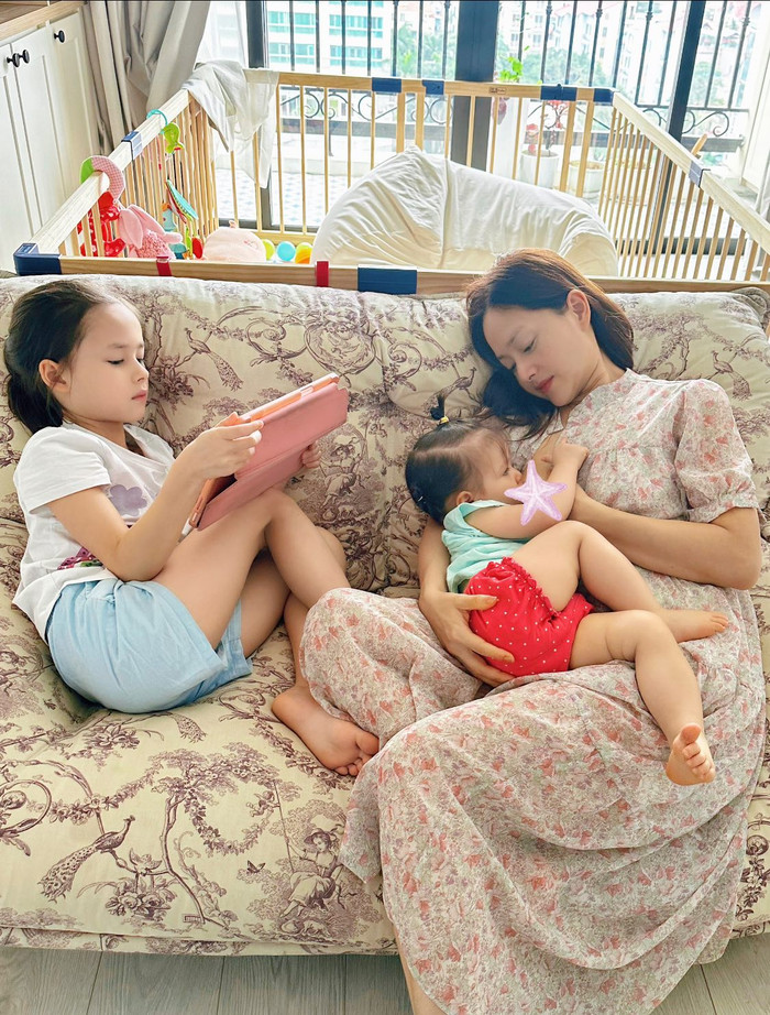 Hậu ly hôn, Lan Phương chia sẻ điều quan trọng ở thời điểm này là chăm sóc 2 con, yêu thương bản thân nhiều hơn. (Ảnh: FBNV)