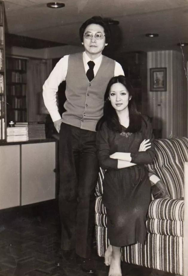 Người đẹp đã trải qua cuộc hôn nhân cay đắng, ly hôn sau 90 ngày và mẹ ruột từ mặt. (Ảnh Sohu)