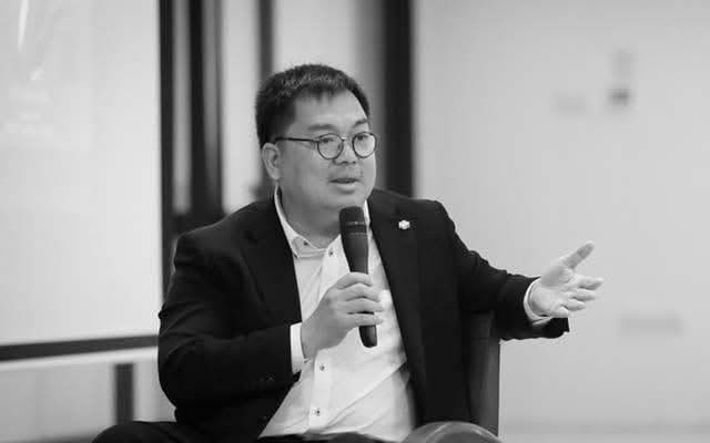 Ông Hoàng Nam Tiến đã để lại những kiến thức, thành tựu và giá trị tinh thần cho thế hệ sau.