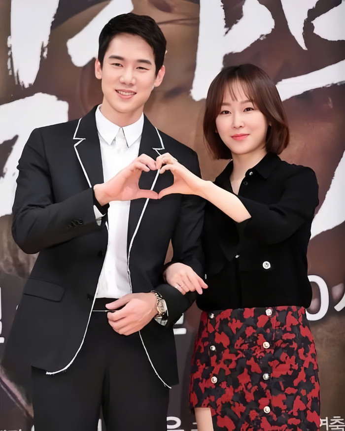 Nếu Seo Hyun Jin và Yoo Yeon Seok chính thức nhận lời, đây sẽ là màn tái hợp được mong chờ nhất làng phim truyền hình Hàn Quốc năm 2026. 
