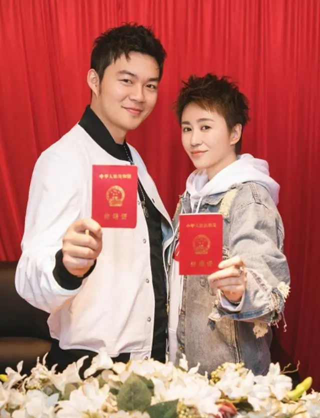 Hứa Văn Hách sinh năm 1995, kém Mã Lệ 13 tuổi. (Ảnh: Tencent)