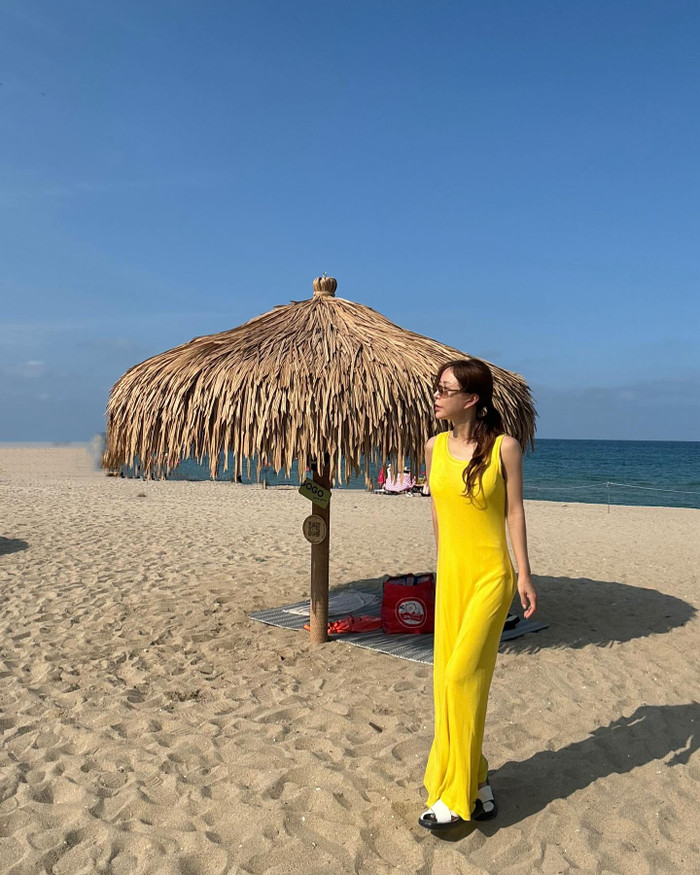 Nữ ca sĩ vỡ nợ hàng chục tỷ đồng vì cờ bạc, chồng cầu thủ quyết định ly hôn Ảnh 1