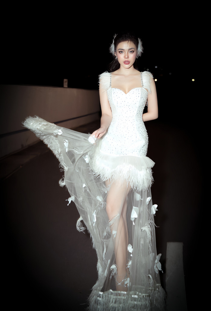 Yeye Nhật Hạ: 'Tôi không lấy chuyện làm mẹ để ràng buộc lựa chọn nghề nghiệp' Ảnh 8