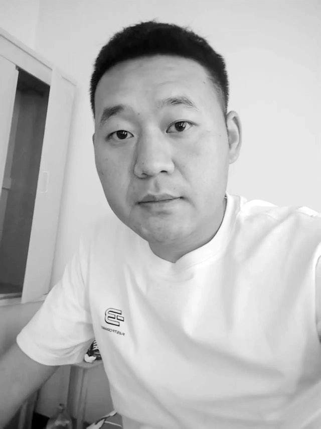 Clip: Người đàn ông cứu cô gái đuối nước nhưng cả 2 đều thiệt mạng, vợ gục ngã khi hay tin Ảnh 1