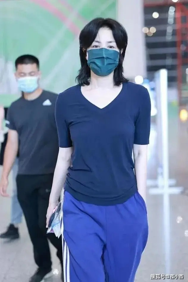 Hình ảnh gây sốc của 'Thiên hậu' Vương Phi Ảnh 4