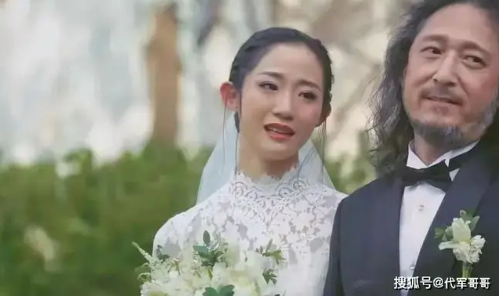 Nữ ca sĩ trả giá đắt khi lấy chồng lớn hơn 25 tuổi Ảnh 2