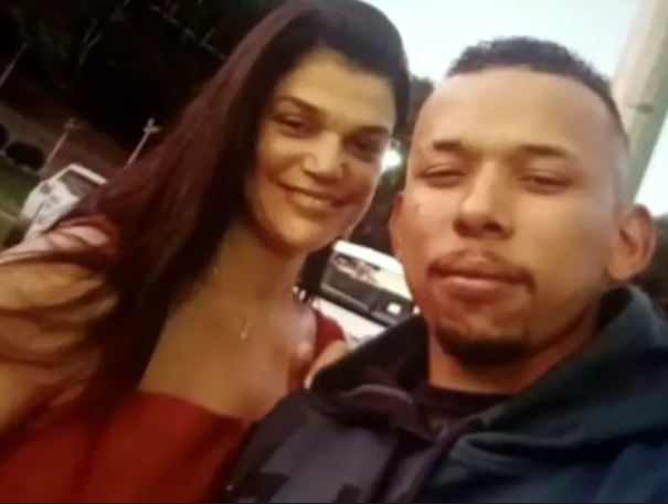 'Ân ái' trong xe hơi đậu trên vách đá, cặp đôi rơi xuống vực tử vong Ảnh 2