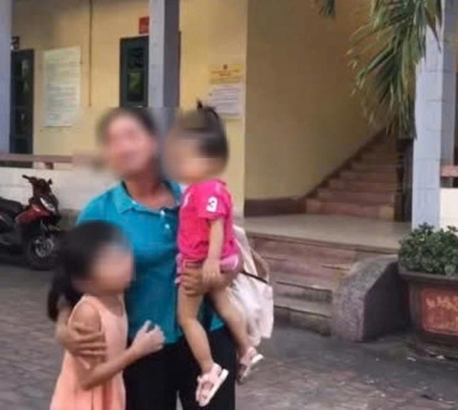 Trước đó, hình ảnh vợ con anh Thành oà khóc nức nở sau khi thấy chồng lên xe thùng khiến nhiều người xót xa.