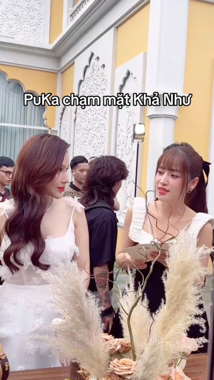 Khả Như không giấu khỏi sự ngượng ngùng sau khi gặp lại Puka tại đám cưới Phương Lan. Ảnh chụp màn hình