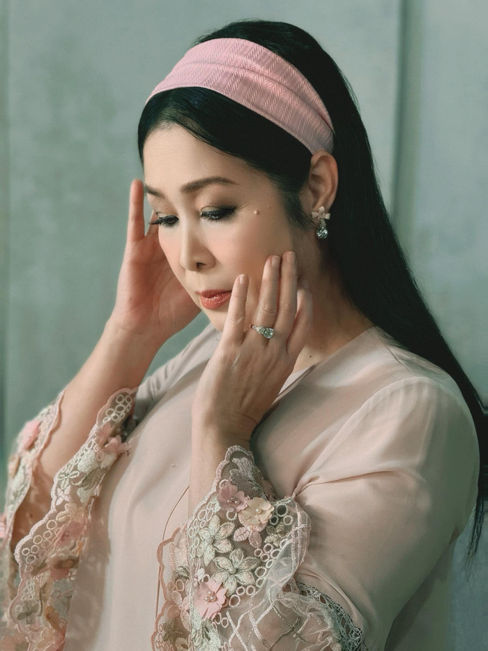 Hồng Vân bức xúc khi vô tình vướng vào thông tin sai lệch về đời tư. Ảnh: FBNV