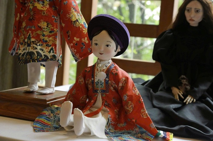 Mỗi con búp bê được ví như một 'tấm hộ chiếu văn hóa', mang trong mình những dấu ấn không thể trộn lẫn.