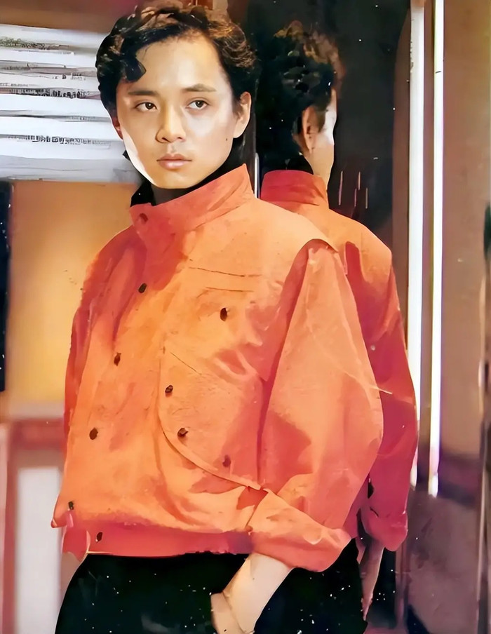 Nam ca sĩ nổi tiếng mất tích 14 năm sau khi mẹ qua đời, chị ruột vẫn miệt mài tìm kiếm Ảnh 1