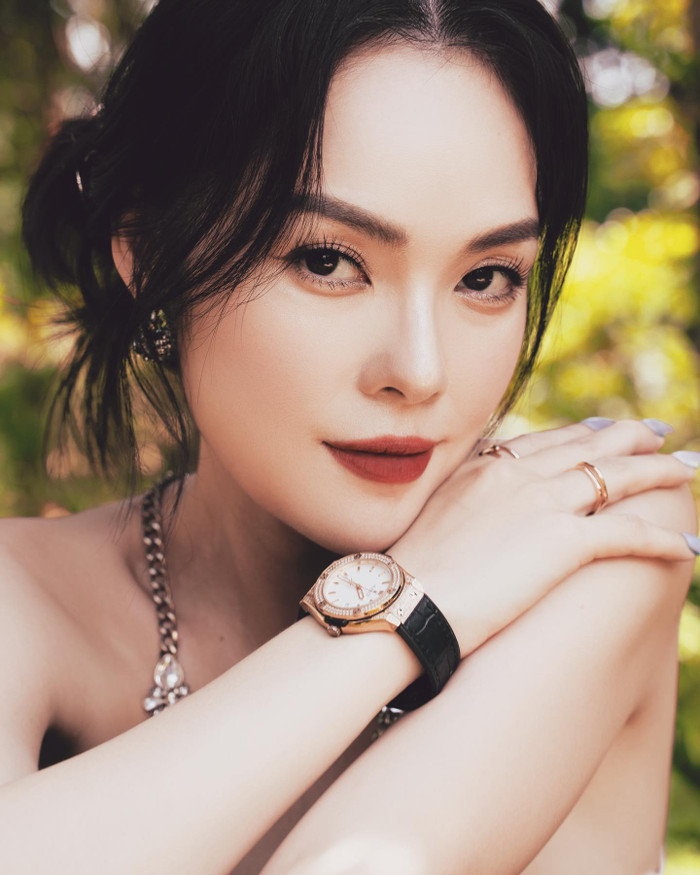 Sau hơn một năm rưỡi trả góp, Dương Cẩm Lynh đã hoàn tất khoản nợ 6 tỷ đồng. (Ảnh: FBNV)