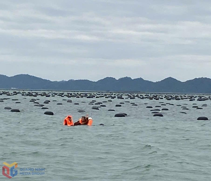 2 nạn nhân được tìm thấy vào sáng 18/8. (Ảnh: Báo Quảng Ninh)