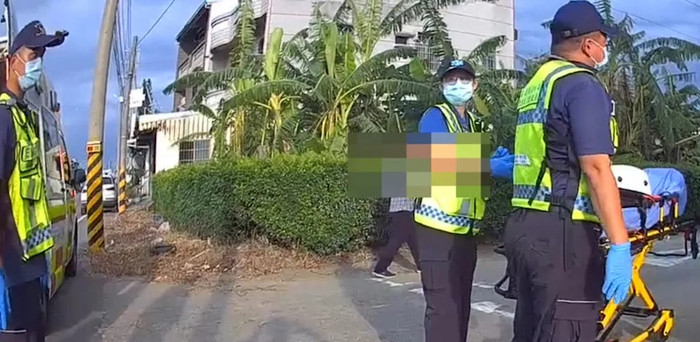 Về thăm bố mẹ chồng, con dâu ngã quỵ trước cảnh tượng sau khi mở cửa nhà Ảnh 2