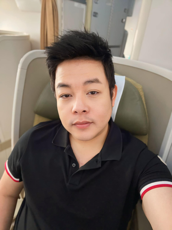 Quang Lê hài hước kể lại tình huống dở khóc dở cười khi chồng Minh Tuyết bị thất lạc chiếc đồng hồ hàng hiệu. (Ảnh FBNV)