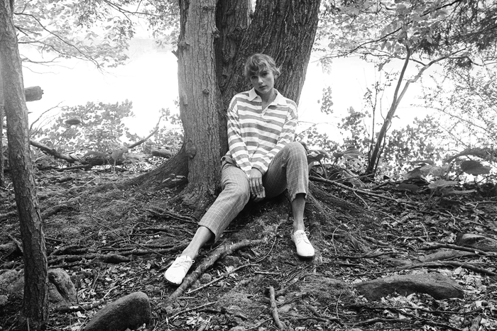 Tại sao tháng 8 luôn vang lên bản nhạc buồn nhất của Taylor Swift? Ảnh 2