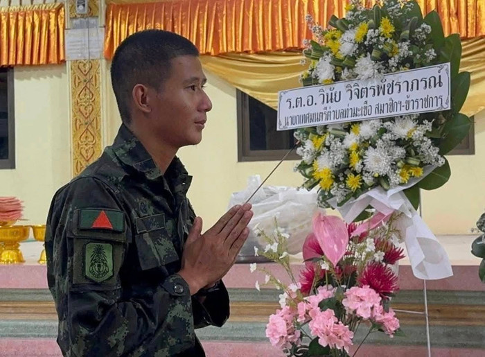 Ảnh: ทหารหลังกองพัน.