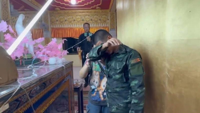 Ảnh: ทหารหลังกองพัน.