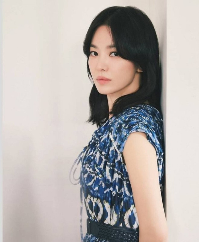 Động thái khoe ảnh thú cưng được cho là động thái nhằm đáp trả tin đồn hẹn hò của Song Hye Kyo thời gian qua (Ảnh: Instagram nhân vật).