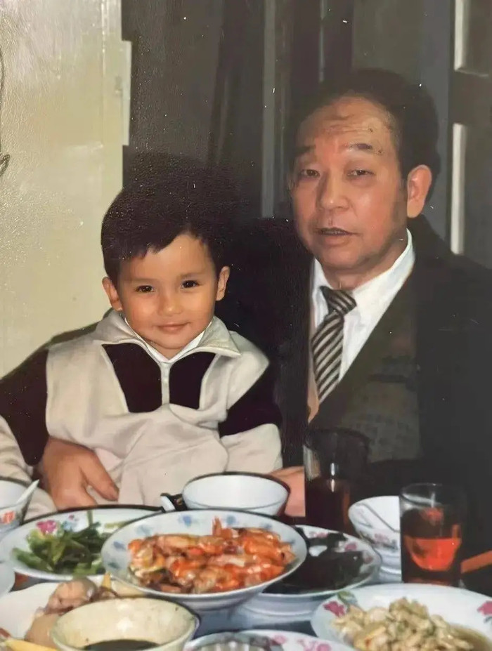 Người mẹ treo thưởng hàng tỷ đồng để tìm con trai bị bắt cóc, nhiều người mạo danh Ảnh 4