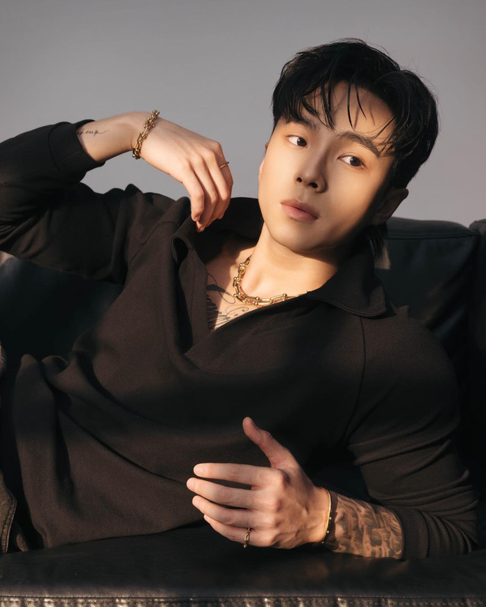 Nhan sắc điển trai của Wokeup. Ảnh: Facebook NV