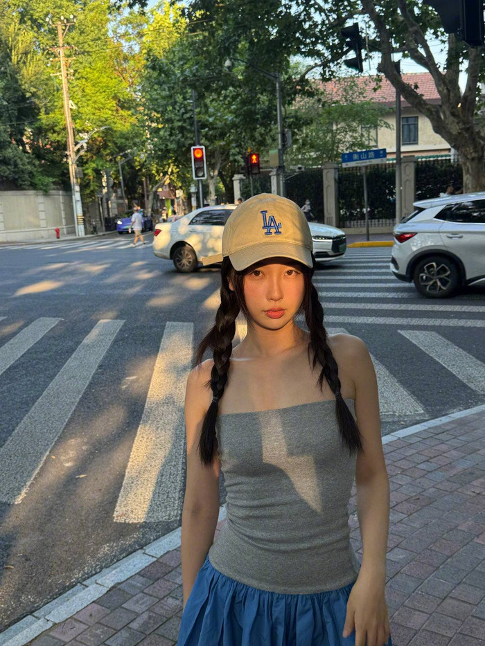 Ngu Thư Hân vốn được biết đến với gia thế 'khủng' khi bước vào giới showbiz. Ảnh: Weibo