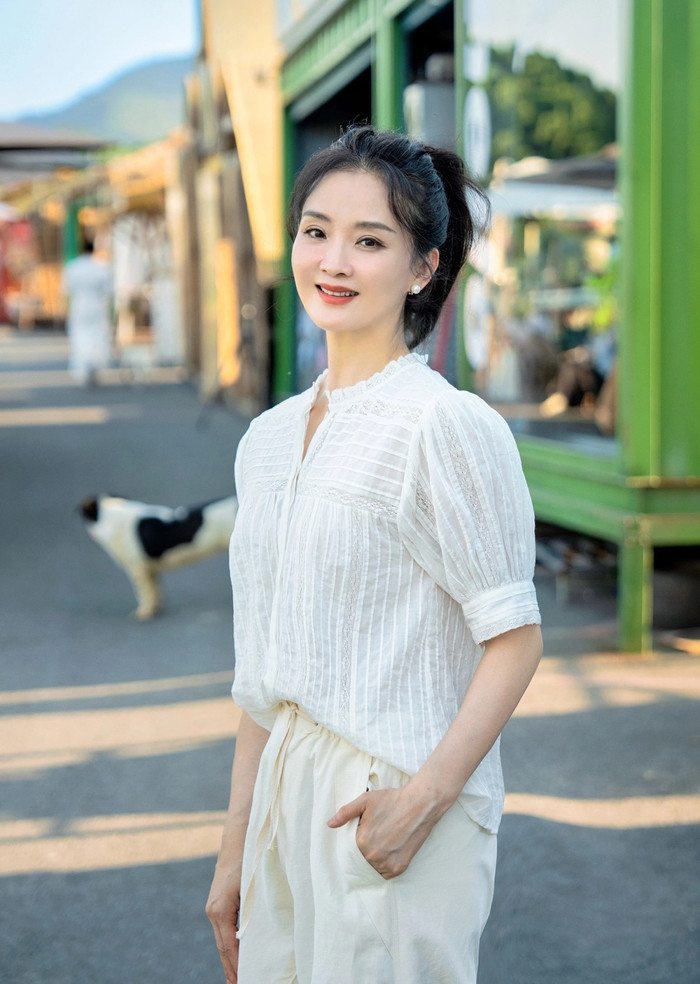 Mỹ nhân màn ảnh tái xuất làng giải trí, cật lực làm việc để kiếm tiền trang trải cuộc sống sau khi chồng bể nợ. (Ảnh Sohu)