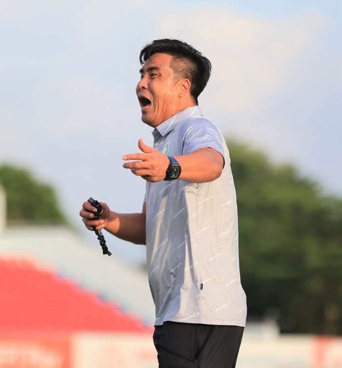 Chuyện không đá V.League theo diện được nhấc lên thay CLB Quảng Nam, đó có thể xem là một quyết định đúng đắn của đội Công Phượng. Ánh CLB Trường Tươi Đồng Nai