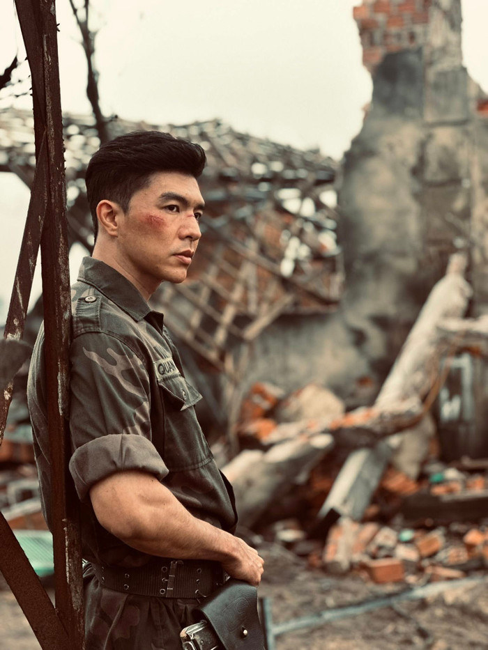 Diễn xuất của Steven Nguyễn trong Mưa Đỏ được khán giả đánh giá cao (Ảnh: Facebook nhân vật). 