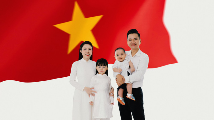 Xúc động trước bộ ảnh lan toả tình yêu Tổ quốc trước thềm 2/9 của gia đình MC VTV Hạnh Phúc Ảnh 8