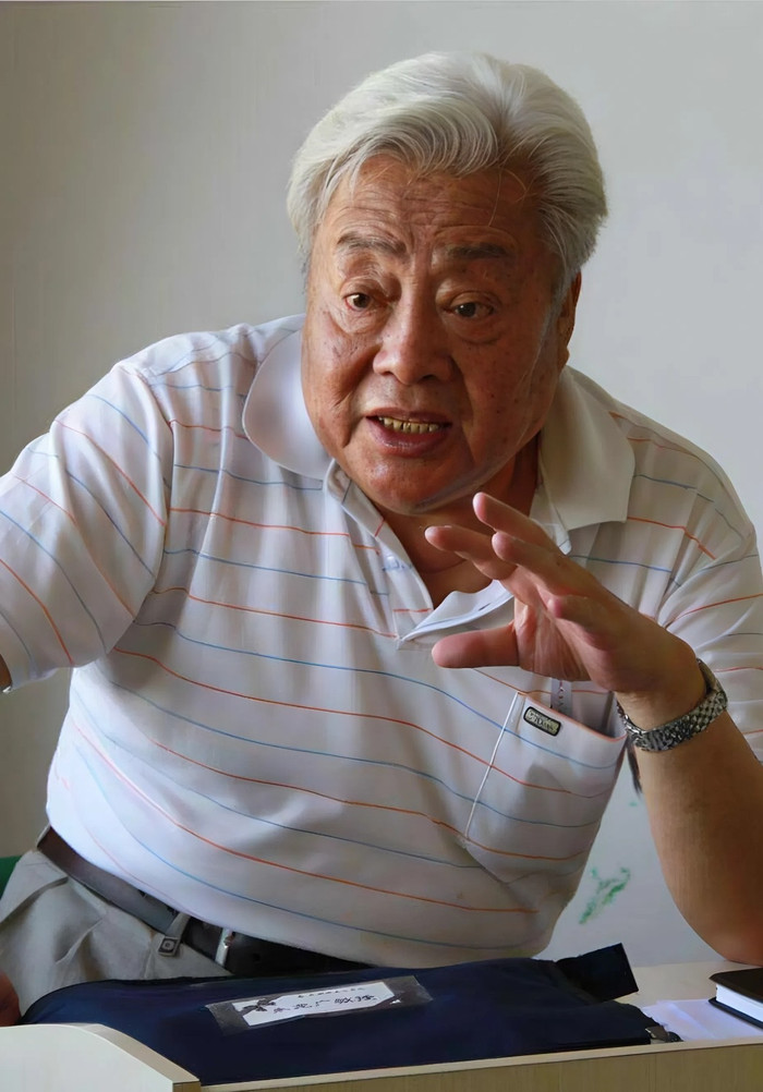 Nhiều người còn tạc tượng theo tạo hình của Chu Long Quảng trong phim Tây du ký. (Ảnh Sohu)