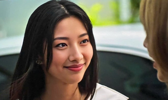 Nhà sản xuất phim sử dụng công nghệ AI thay thế Thùy Tiên sau khi nàng hậu vướng bê bối. (Ảnh chụp màn hình từ phim)