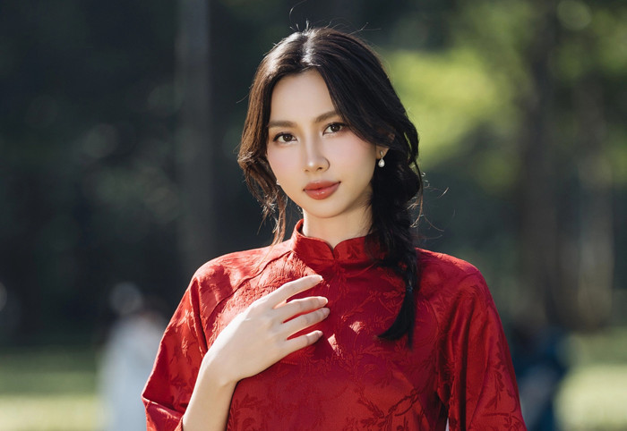 Thùy Tiên từng được giới thiệu là diễn viên trong phim điện ảnh, dự kiến công chiếu 8/3. Tuy nhiên, sau đó cô vướng bê bối. (Ảnh ĐPCC)